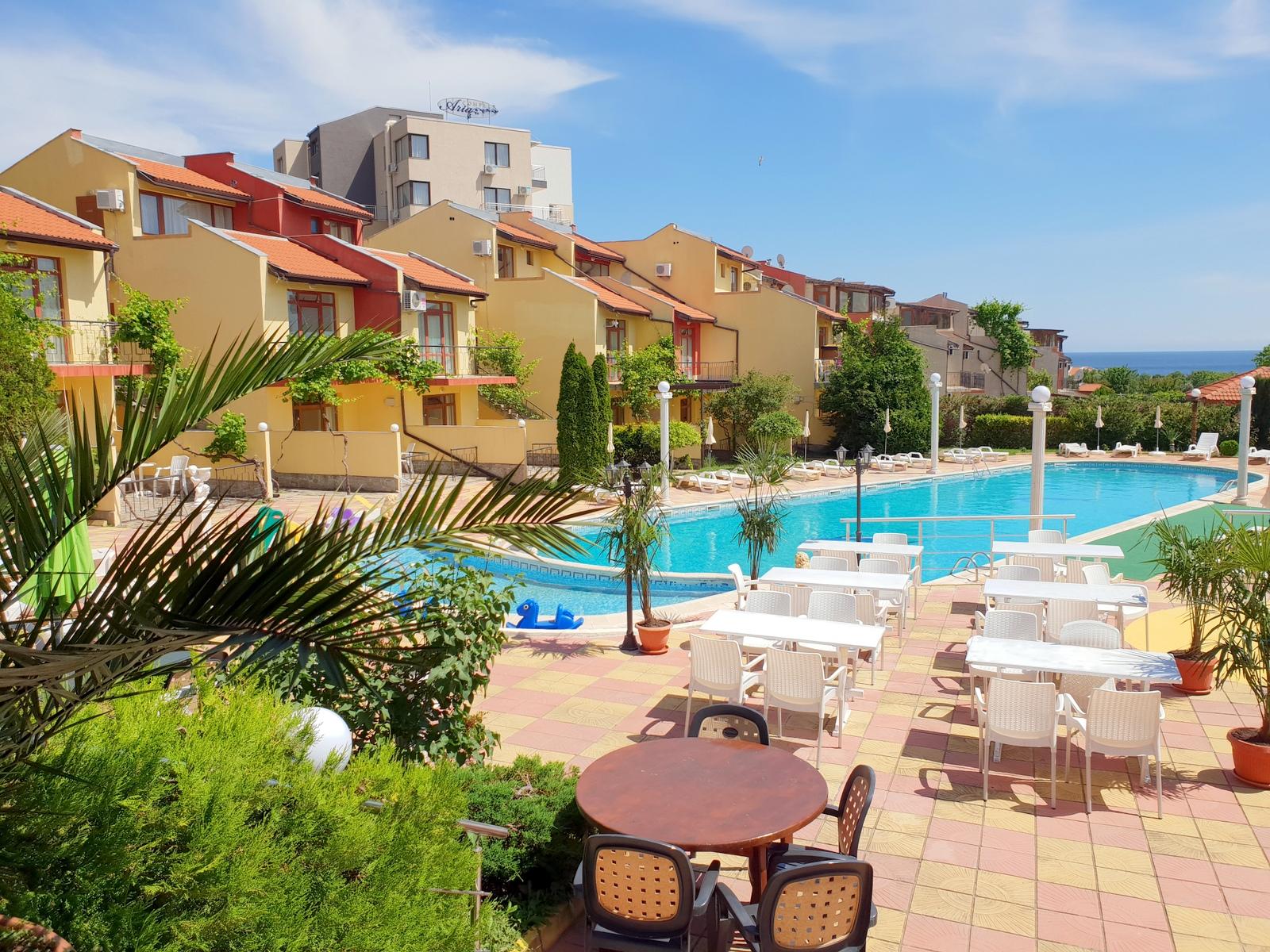 Yalta Complex Hotel Napospart Kültér fotó